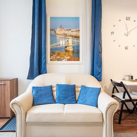 Life On The Blue Studio Budapest Ngoại thất bức ảnh