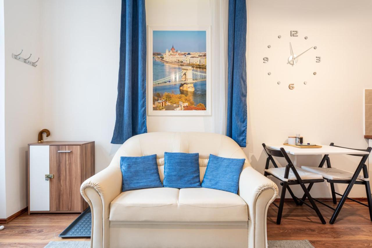 Life On The Blue Studio Budapest Ngoại thất bức ảnh